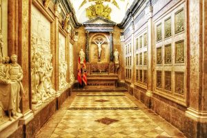 HUESCA «Panteones Reales»